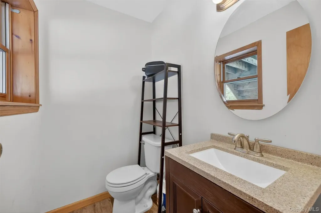 16 Darlene Drive Poughkeepsie NY 12601