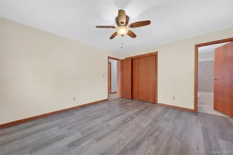 16 Darlene Drive Poughkeepsie NY 12601