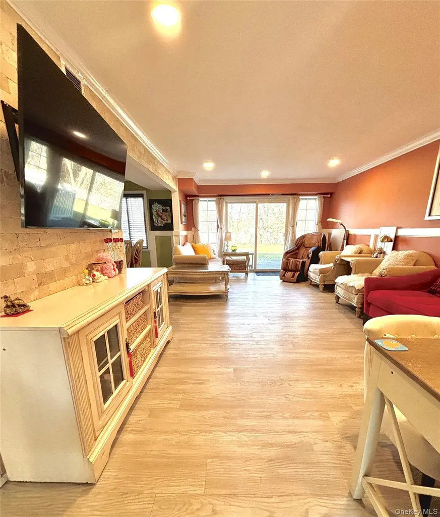 15 Manors Drive Jericho NY 11753