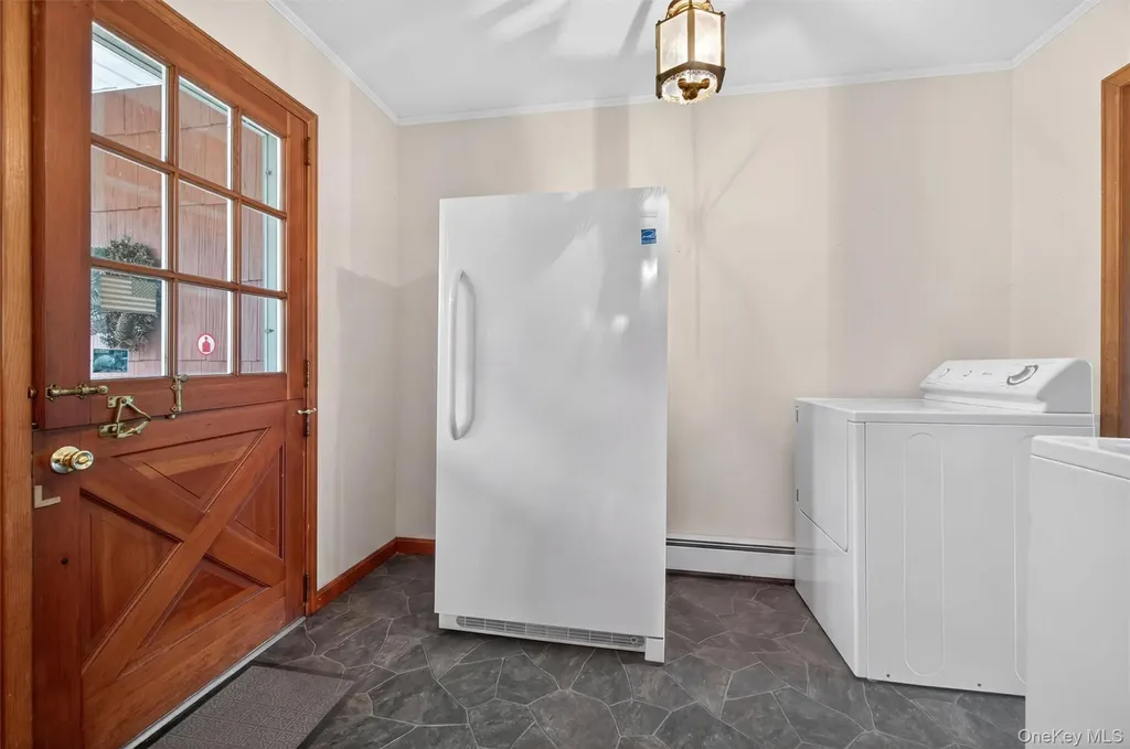 490 Hill Avenue Montgomery NY 12549