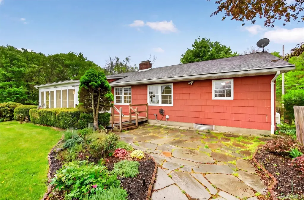 490 Hill Avenue Montgomery NY 12549