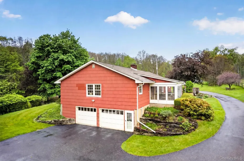 490 Hill Avenue Montgomery NY 12549