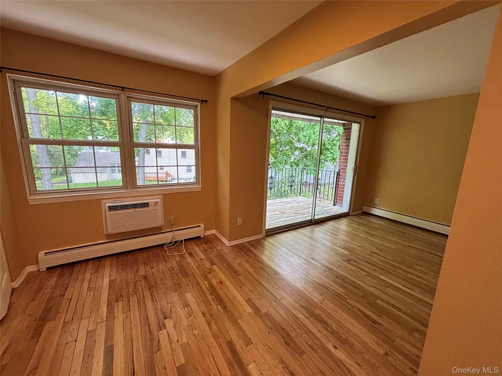 1 Colonial Road Beacon NY 12508