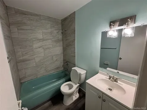 1 Colonial Road Beacon NY 12508