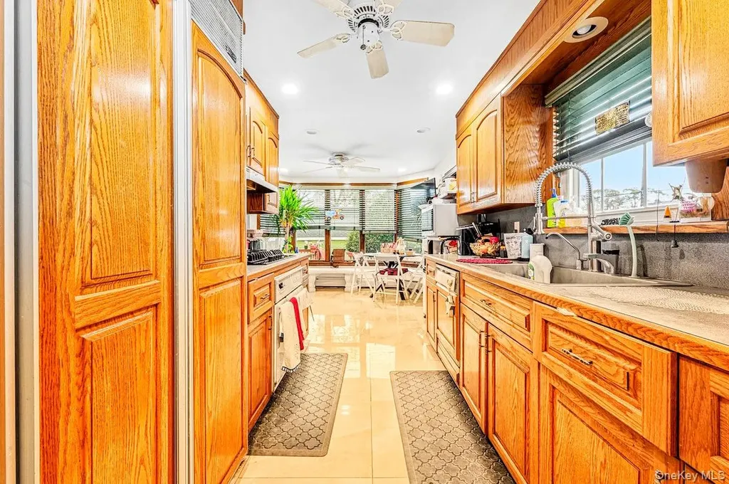 69 Nottingham Avenue Valley Stream NY 11580