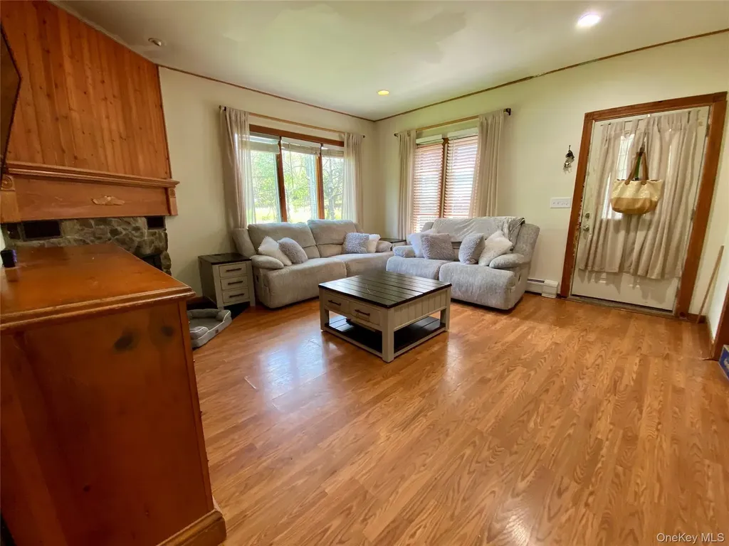 10 Willard Place Monroe NY 10950