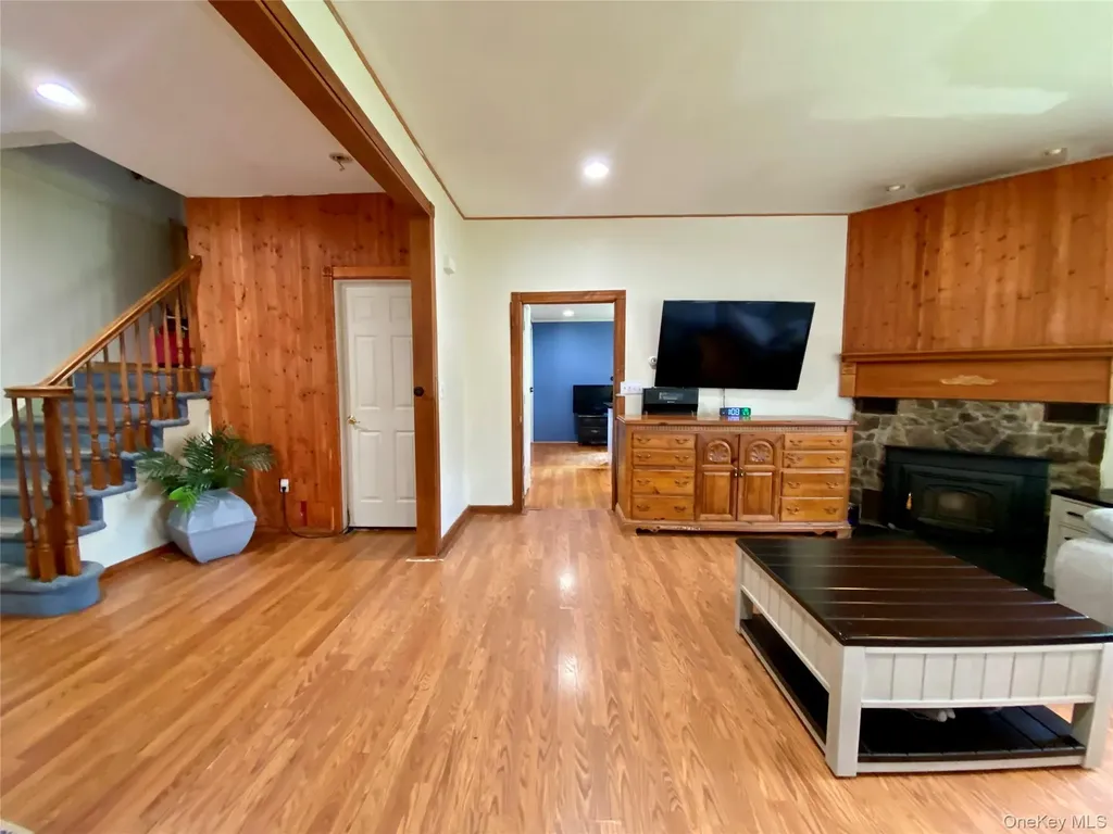 10 Willard Place Monroe NY 10950