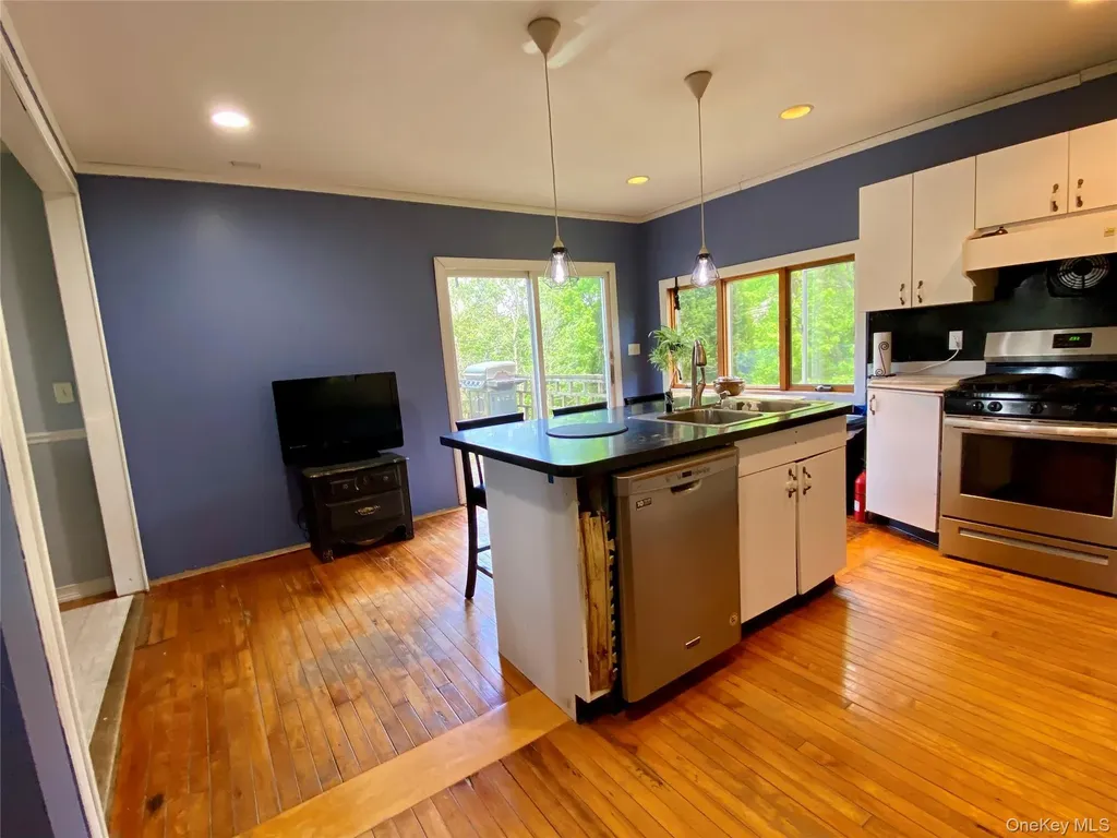 10 Willard Place Monroe NY 10950