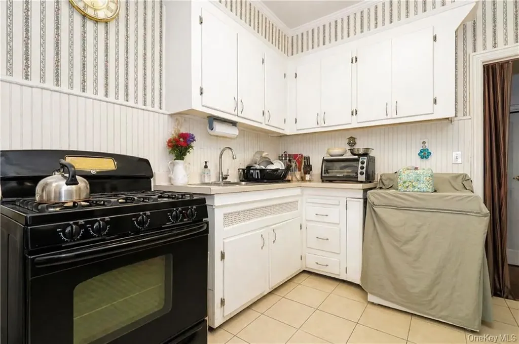 2544 Hubbard Street Brooklyn NY 11235