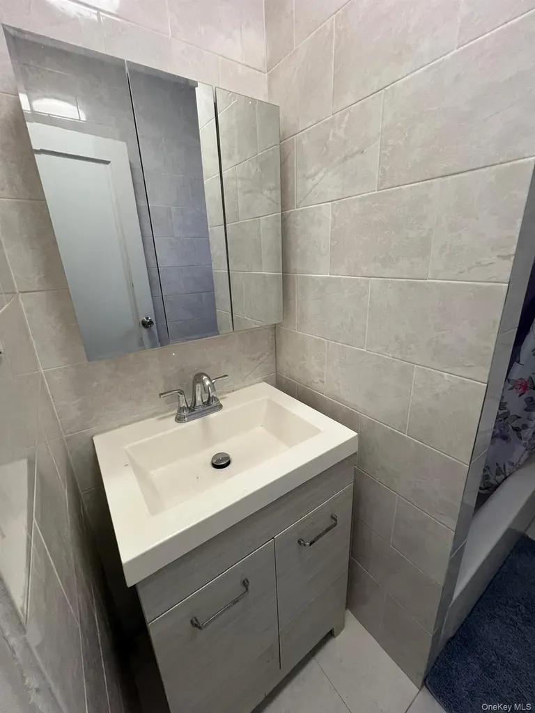 754 Brady Avenue Bronx NY 10462