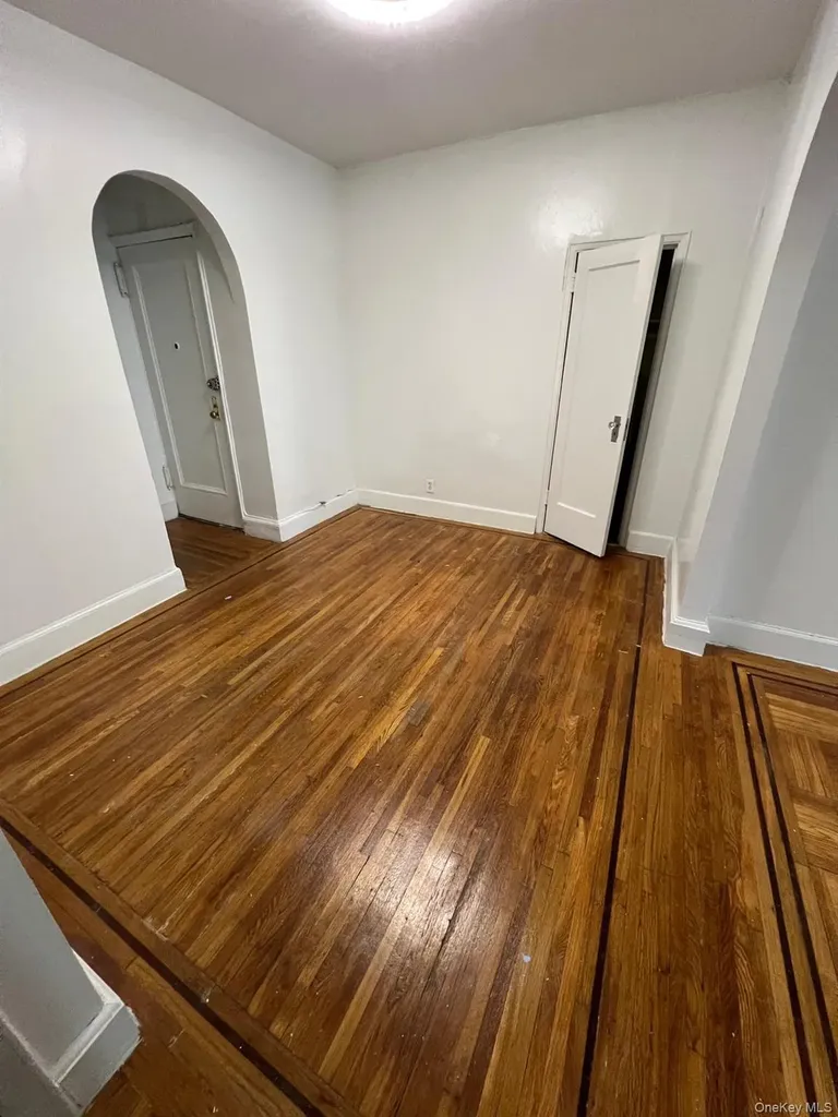 754 Brady Avenue Bronx NY 10462