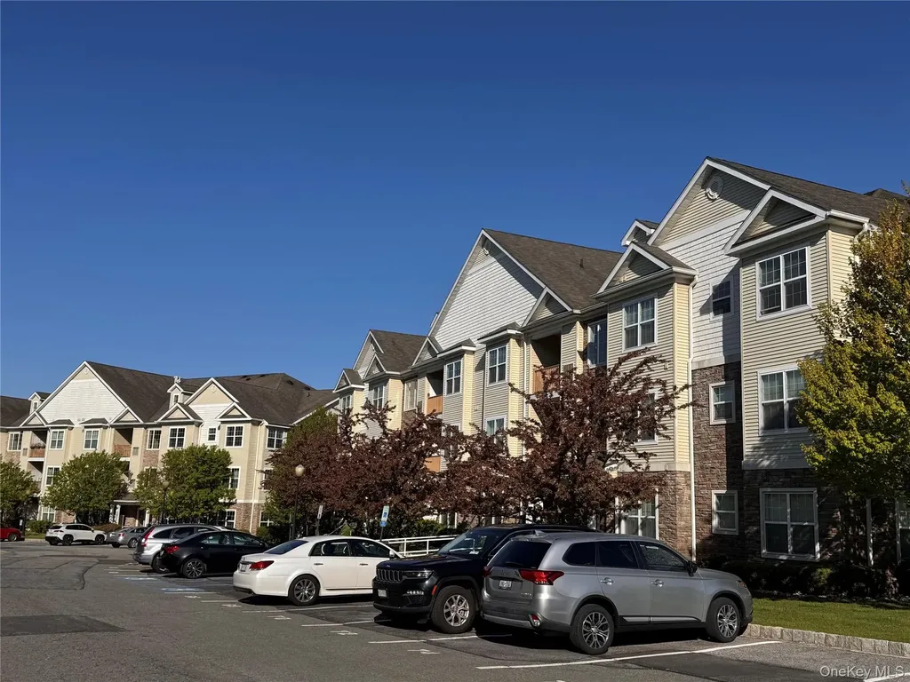 935 Tower Ridge Circle Middletown NY 10941