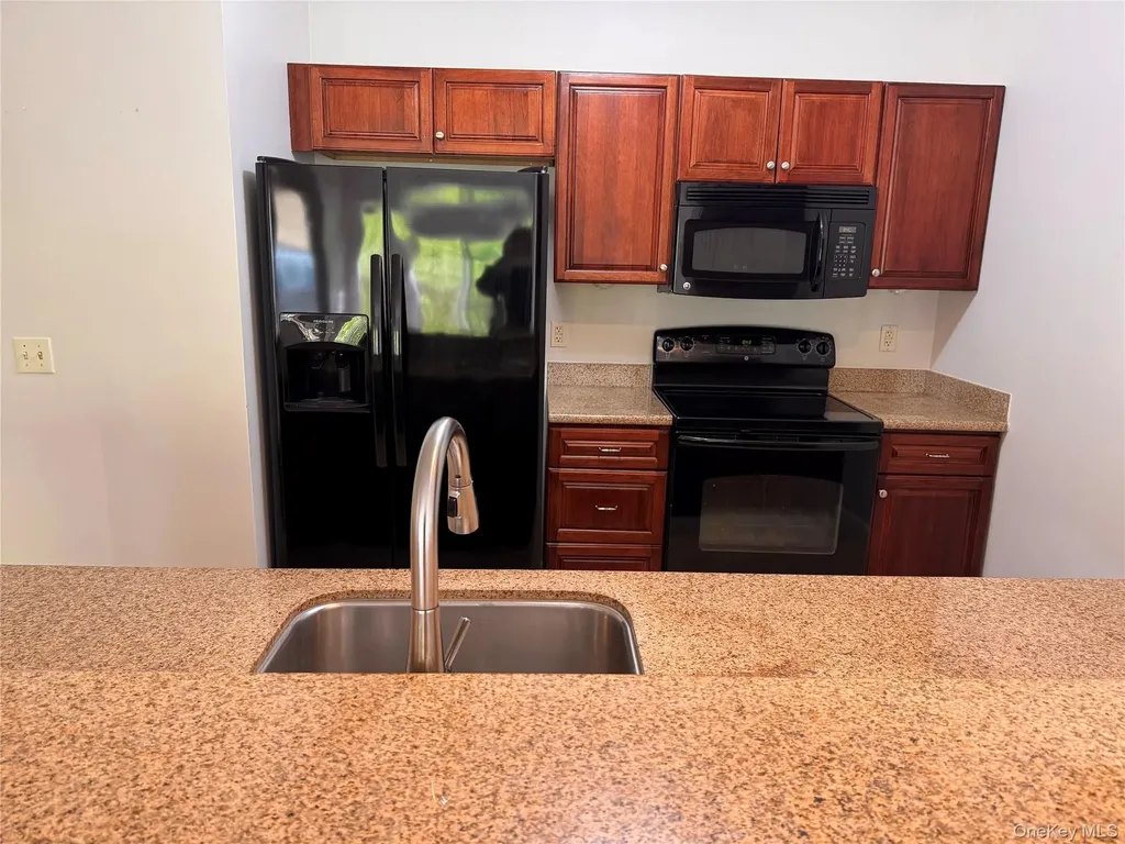 935 Tower Ridge Circle Middletown NY 10941