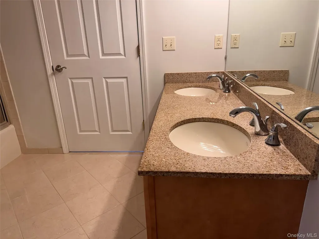 935 Tower Ridge Circle Middletown NY 10941