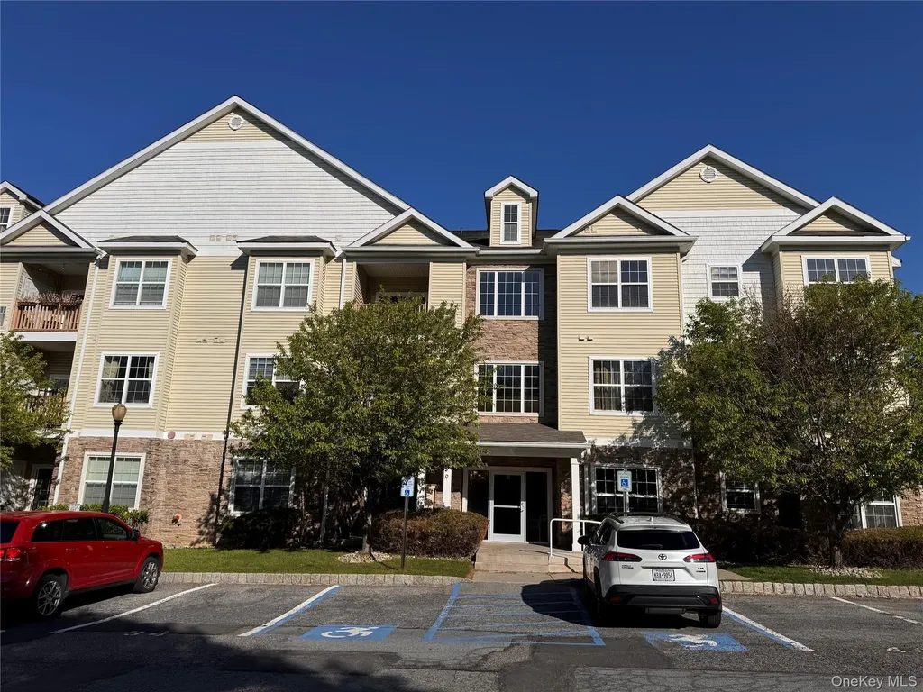 935 Tower Ridge Circle Middletown NY 10941
