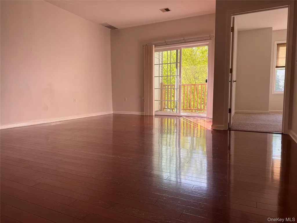 935 Tower Ridge Circle Middletown NY 10941