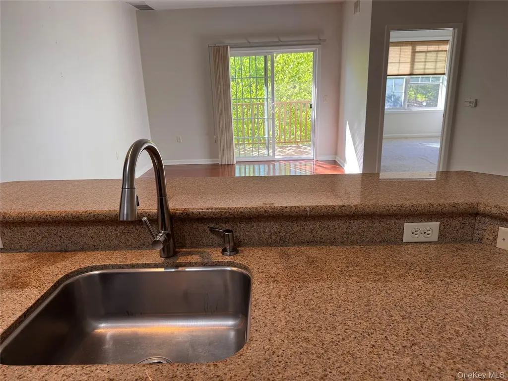 935 Tower Ridge Circle Middletown NY 10941