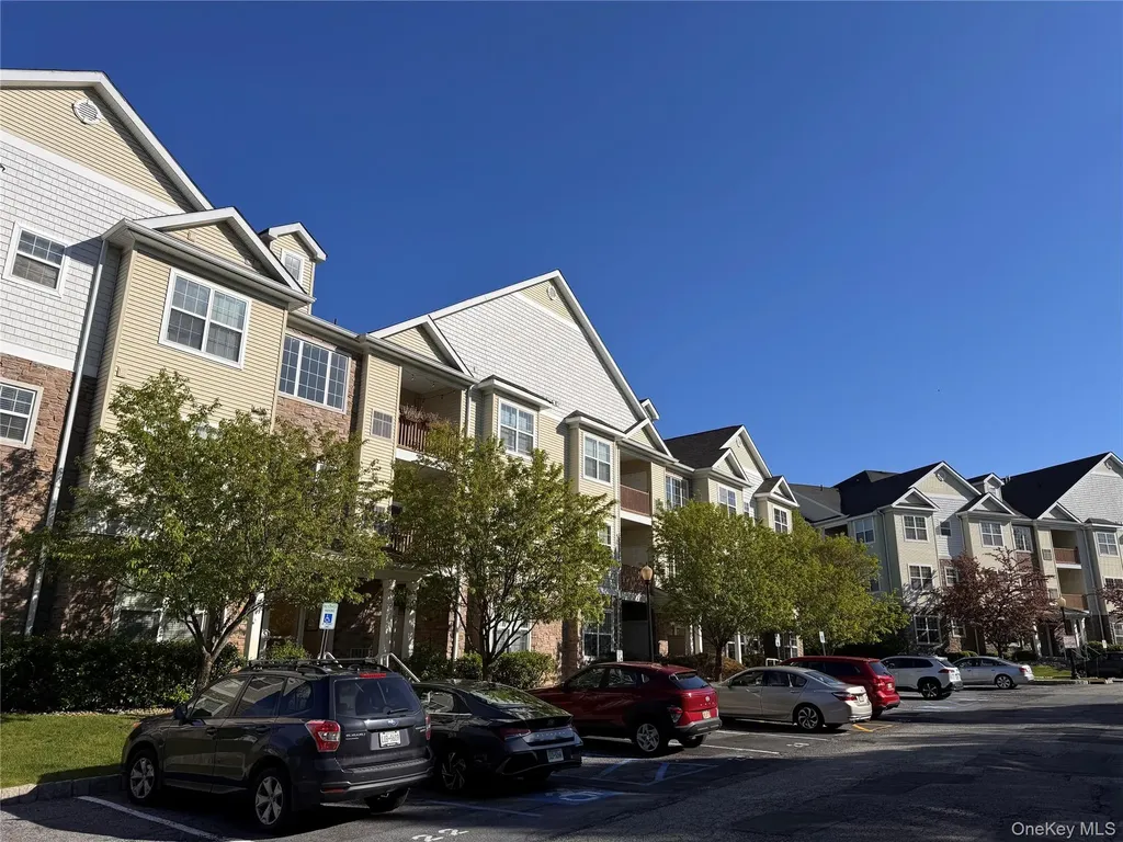 935 Tower Ridge Circle Middletown NY 10941