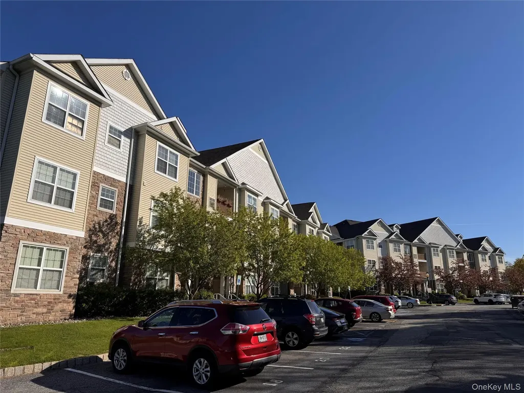 935 Tower Ridge Circle Middletown NY 10941