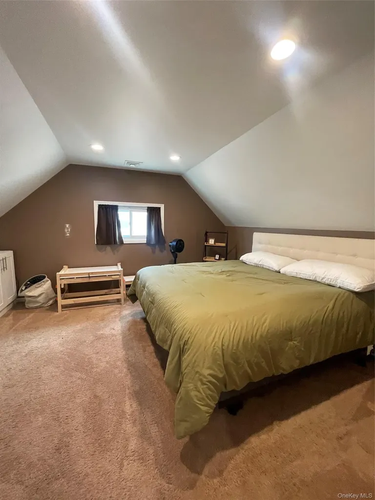 11 Skylark Lane Levittown NY 11756