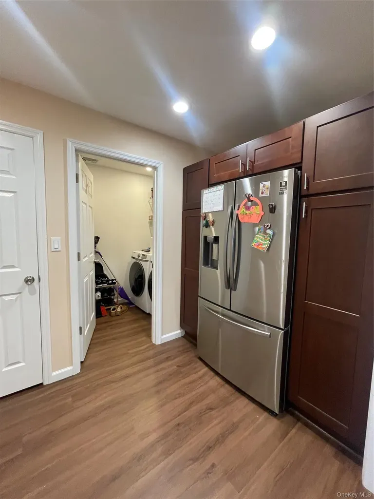 11 Skylark Lane Levittown NY 11756