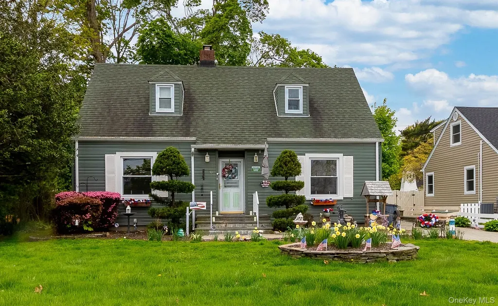 90 Sunset Road Bay Shore NY 11706