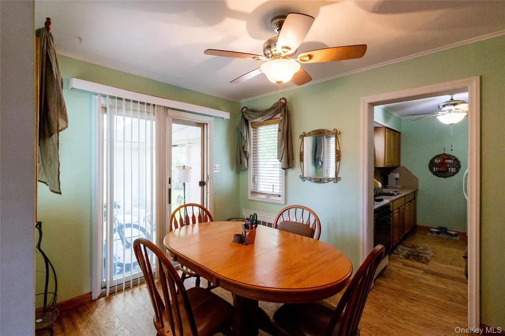 90 Sunset Road Bay Shore NY 11706