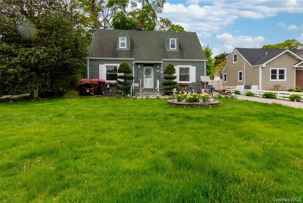 90 Sunset Road Bay Shore NY 11706