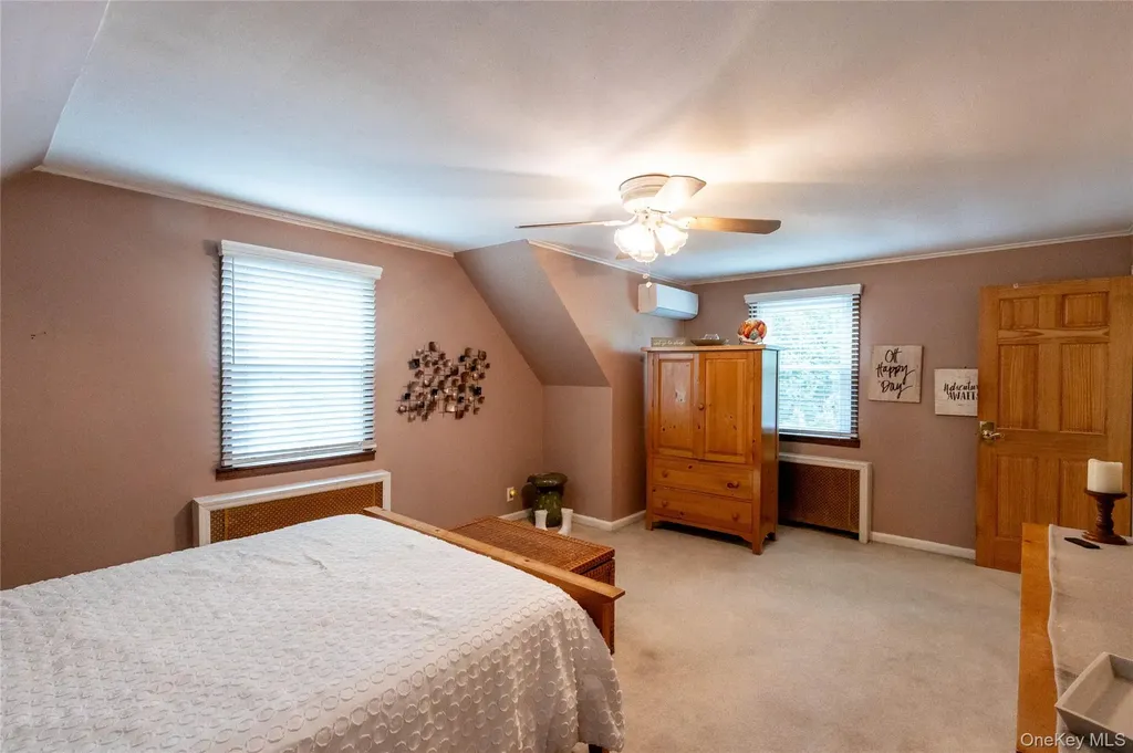 90 Sunset Road Bay Shore NY 11706