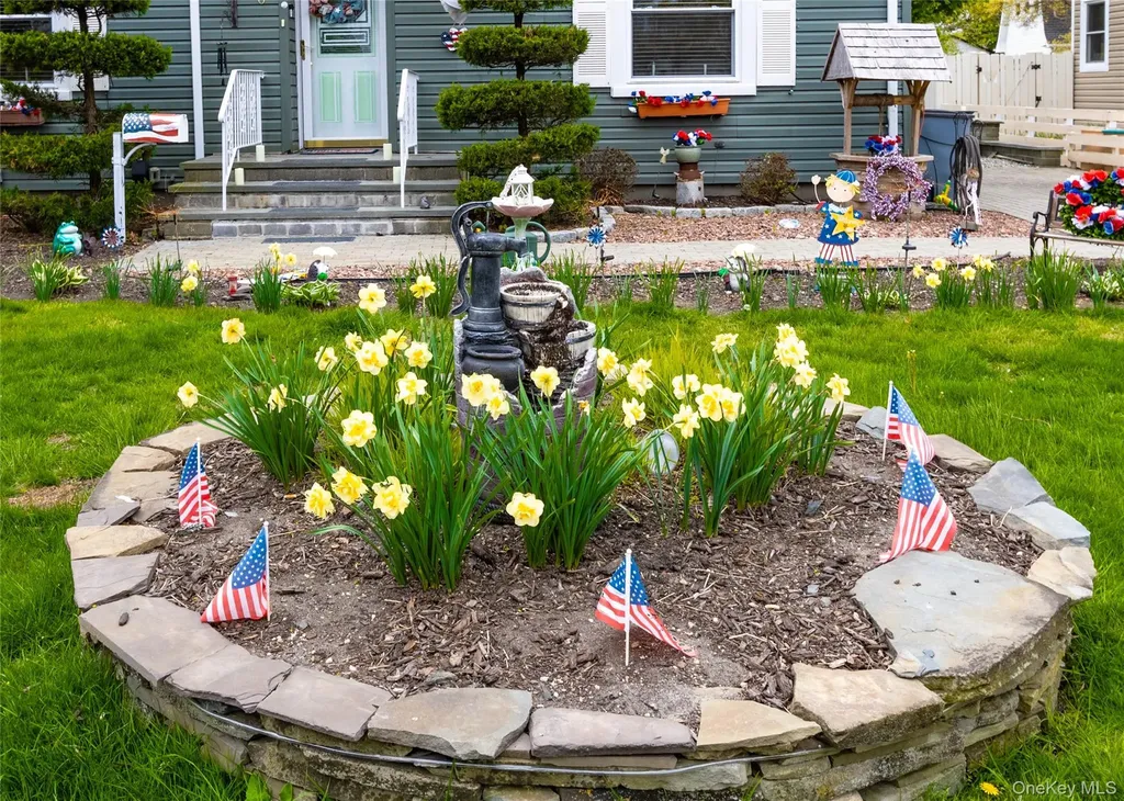 90 Sunset Road Bay Shore NY 11706