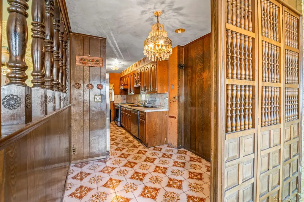 10516 Flatlands 4th Street Brooklyn NY 11236