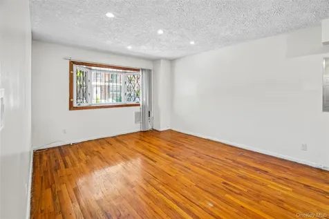10516 Flatlands 4th Street Brooklyn NY 11236