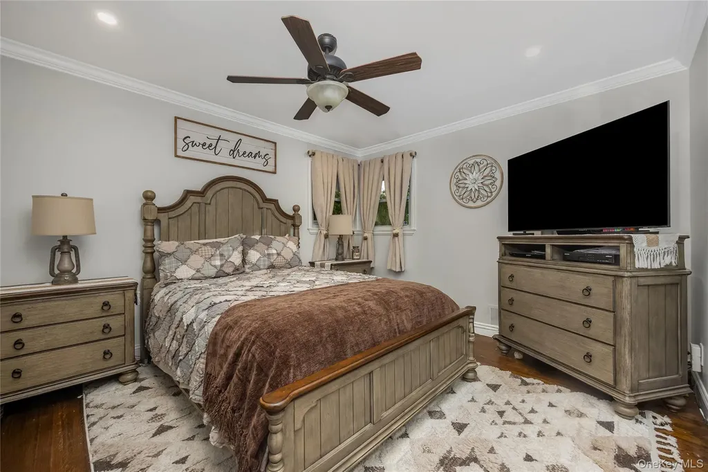 41 Burlington Avenue Deer Park NY 11729