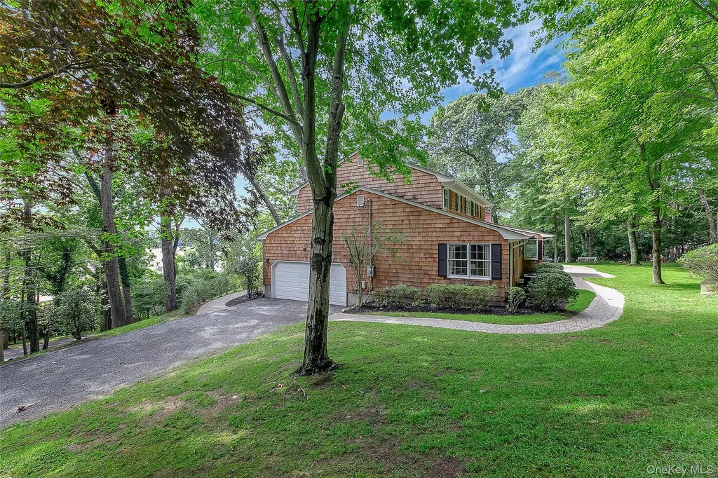 451 River Road Nissequogue NY 11780