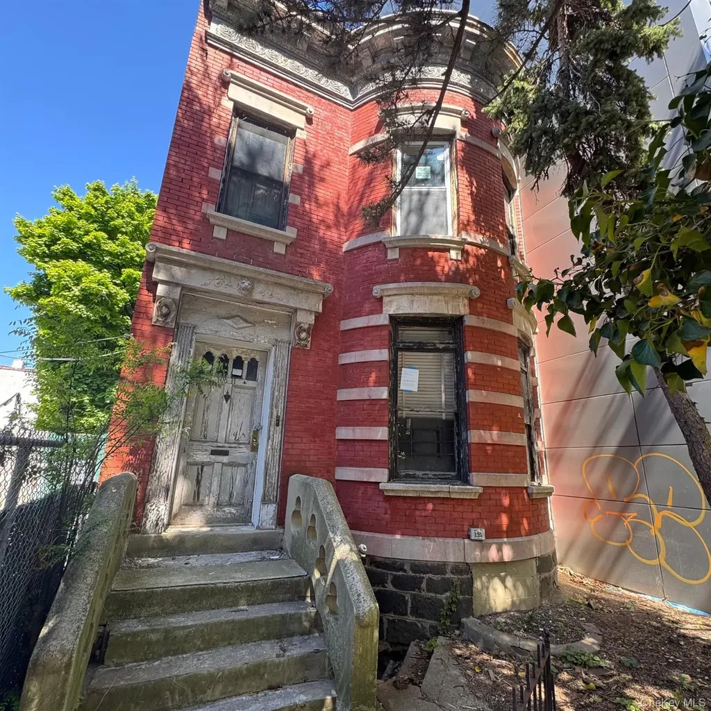 10811 72nd Avenue Forest Hills NY 11375