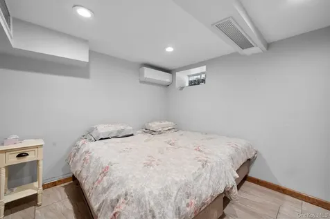8514 123rd Street Kew Gardens NY 11415
