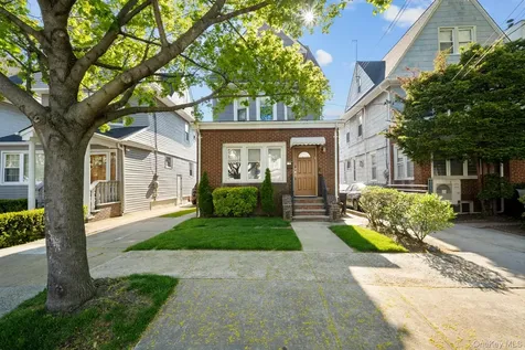 8514 123rd Street Kew Gardens NY 11415