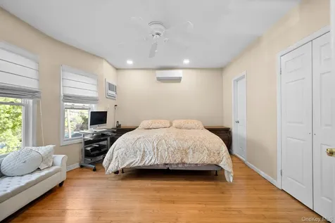 8514 123rd Street Kew Gardens NY 11415