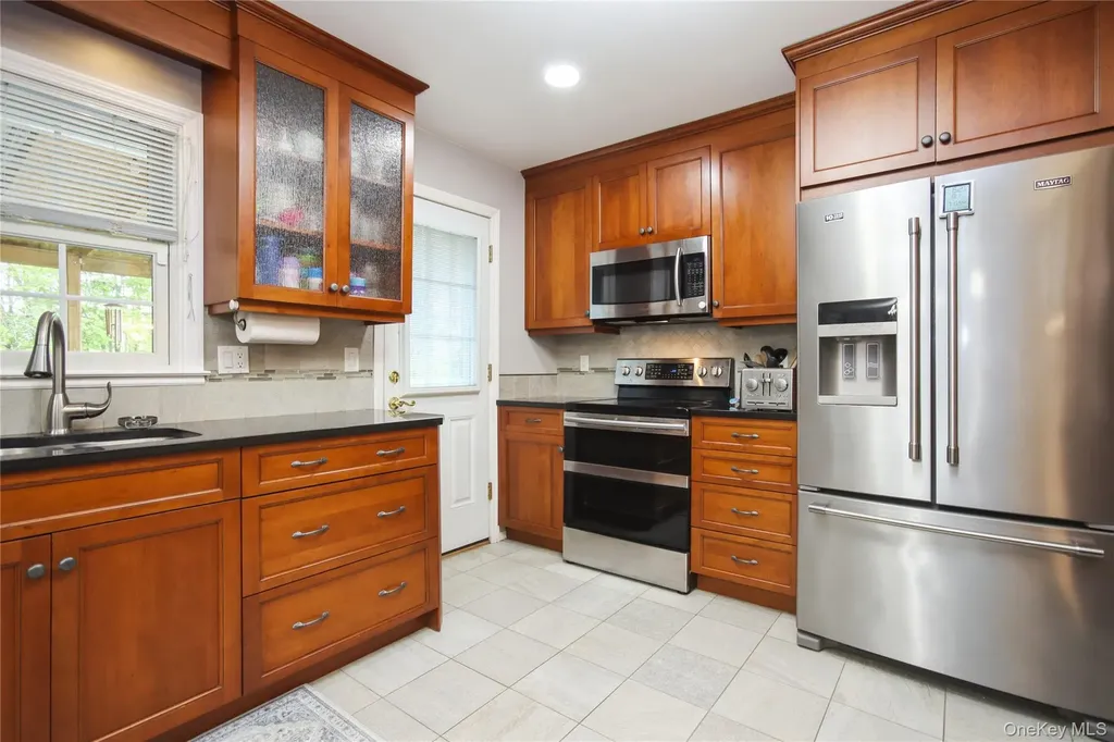 43 Red Fox Lane Brewster NY 10509