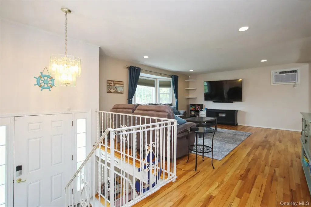 43 Red Fox Lane Brewster NY 10509