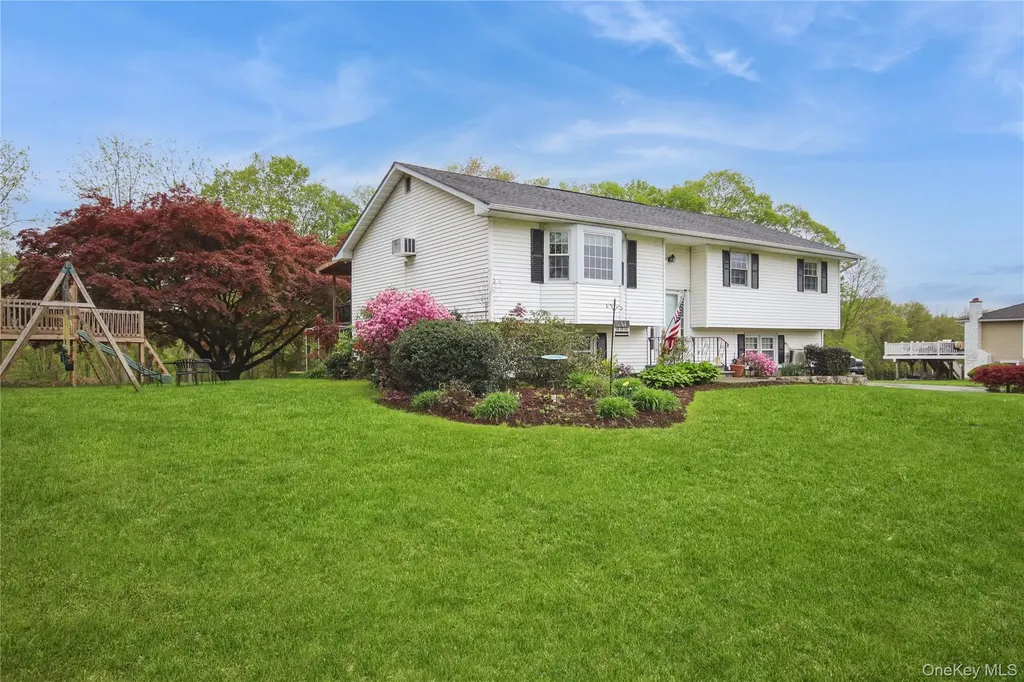 43 Red Fox Lane Brewster NY 10509