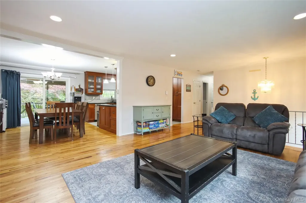 43 Red Fox Lane Brewster NY 10509