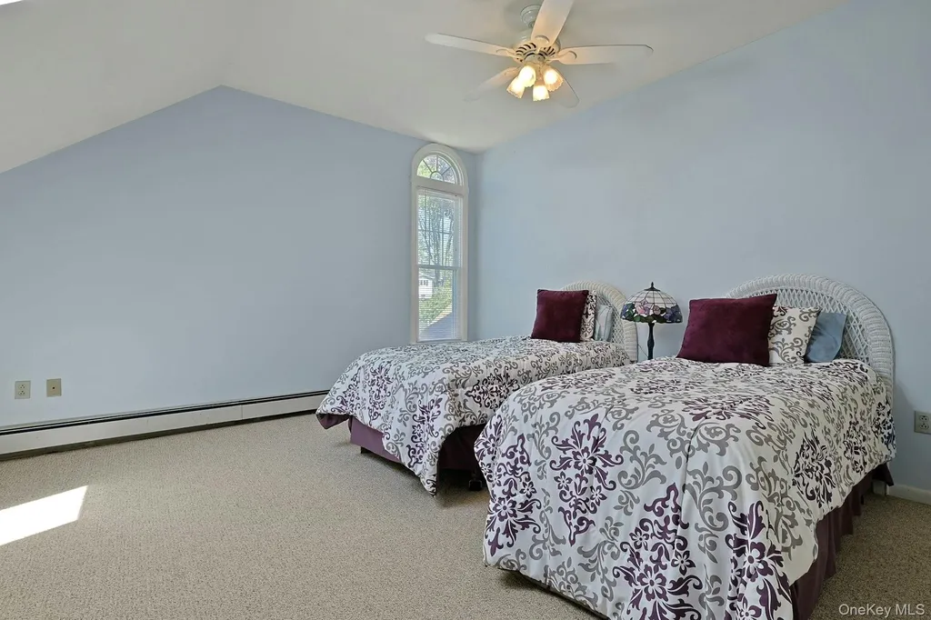 10 E Linwood Street Valhalla NY 10595