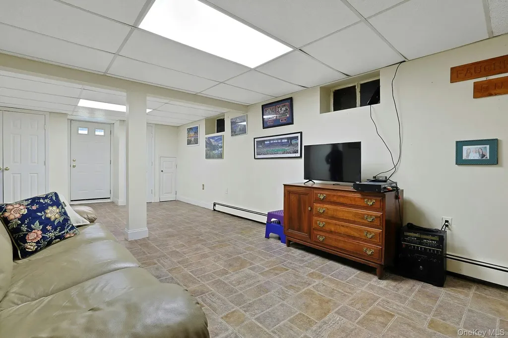 10 E Linwood Street Valhalla NY 10595