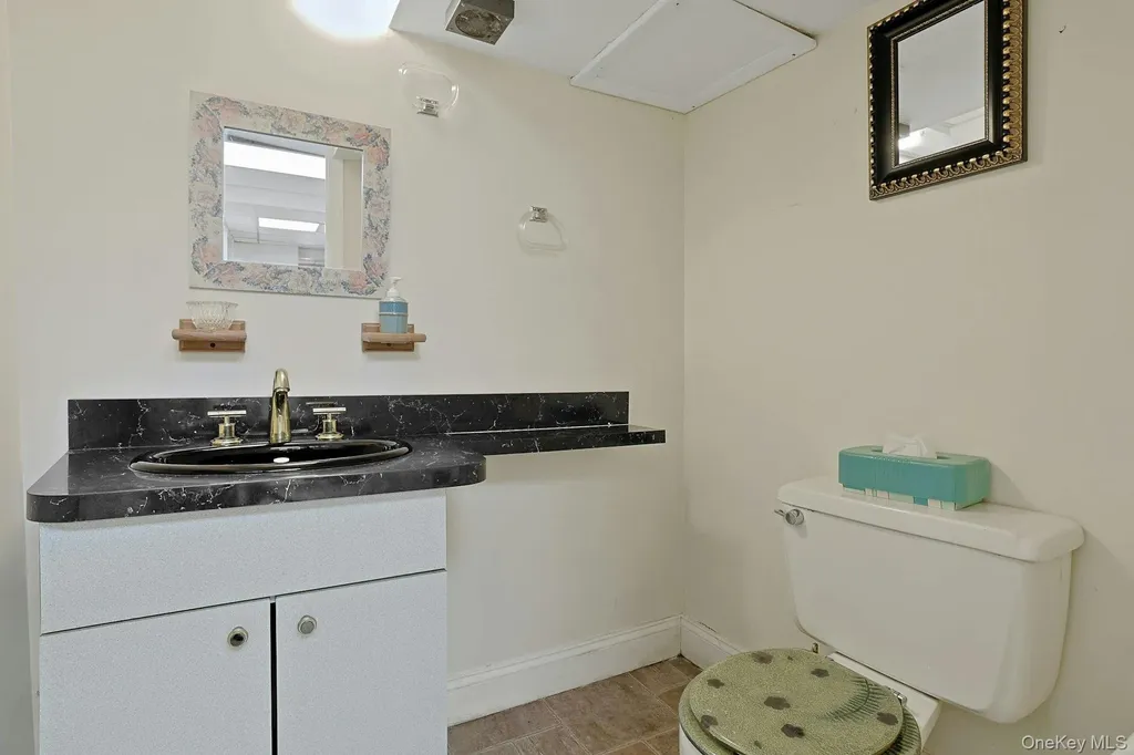 10 E Linwood Street Valhalla NY 10595