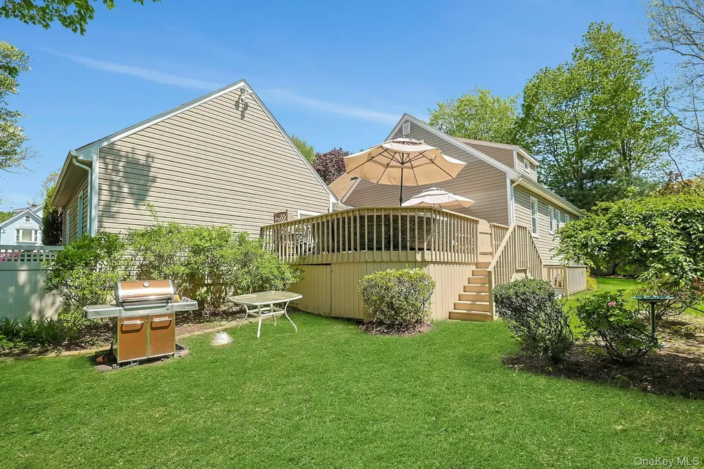 10 E Linwood Street Valhalla NY 10595