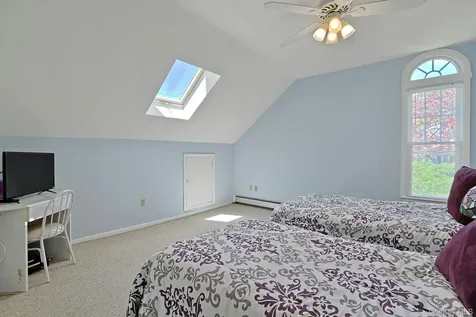 10 E Linwood Street Valhalla NY 10595