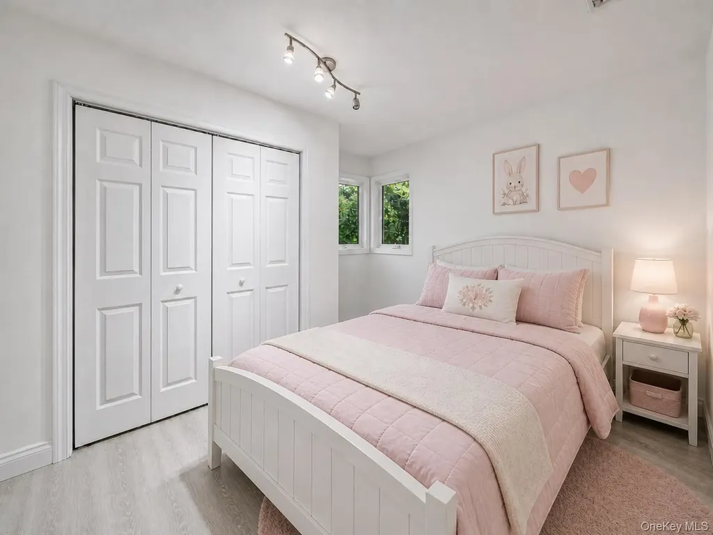 10 Charter Road Selden NY 11784