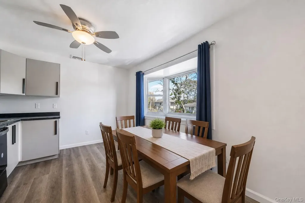 10 Charter Road Selden NY 11784