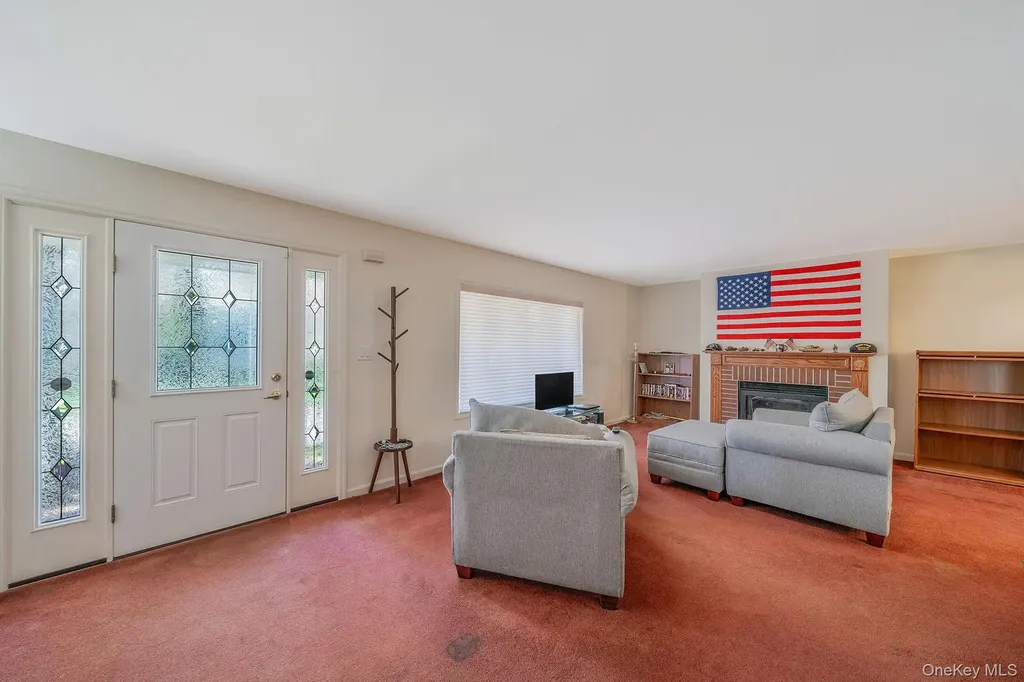 1407 Middle Road Calverton NY 11933